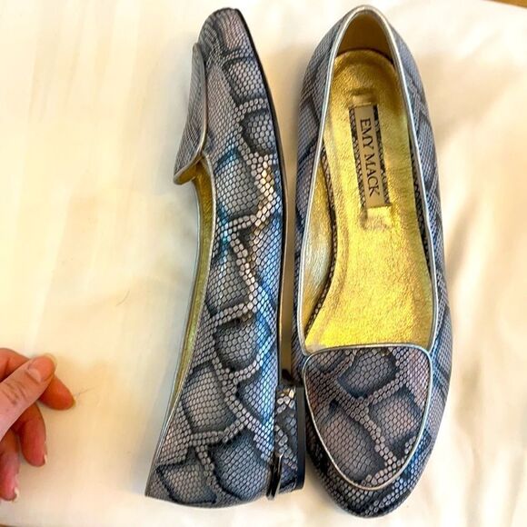 EMY MACK PYTHON MOTIF FLATS.  NEW - Picture 2 of 9